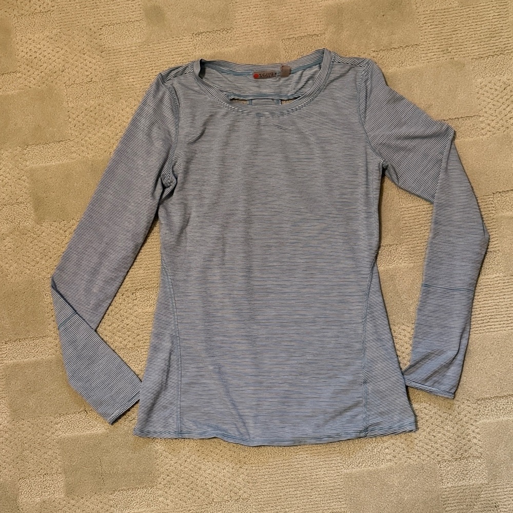 Zella Women's striped Long Sleeve with back open features and thumbholes, small